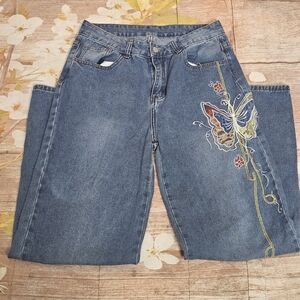 ROMWE Blue Jeans with Butterfly Embroidery